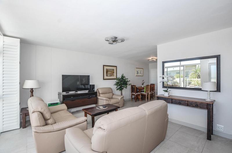 1 Bedroom Property for Sale in Dolphin Beach Western Cape